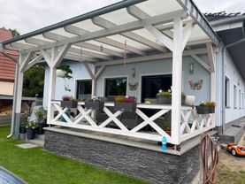 Dachdeckerei-Zeidler-Königs Wusterhausen Holzbau - Veranda weiß